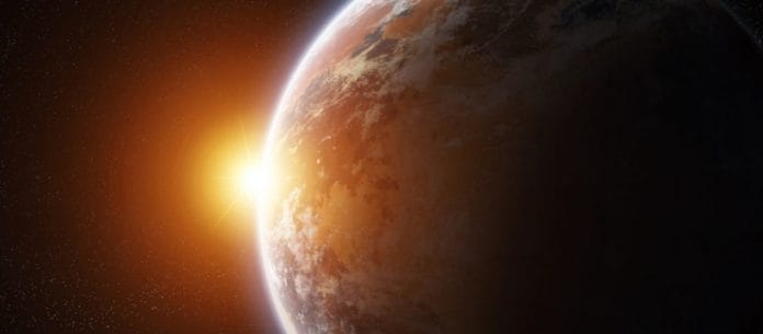 200416105650_1_900x600